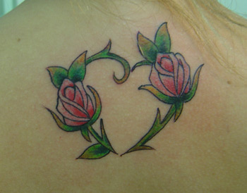 Looking for unique Tattoos? Heart shaped roses