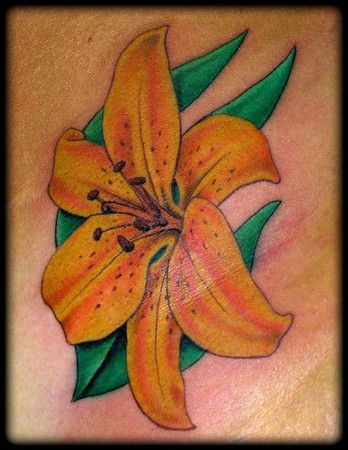 http://www.zhippo.com/AaronGoolsbyCatTattooHOSTED/images/gallery/medium/smalll%20yellow%20lilly.jpg