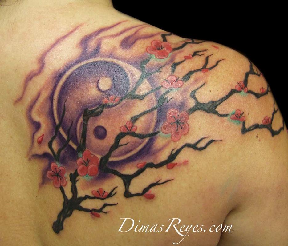 dimas-reye​s-color-yi​n-yang-che​rry-blosso​m-tattoo