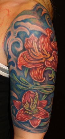 Johnny Love - Neelys Daylily Flower and Water Half Sleeve Tattoo Detail