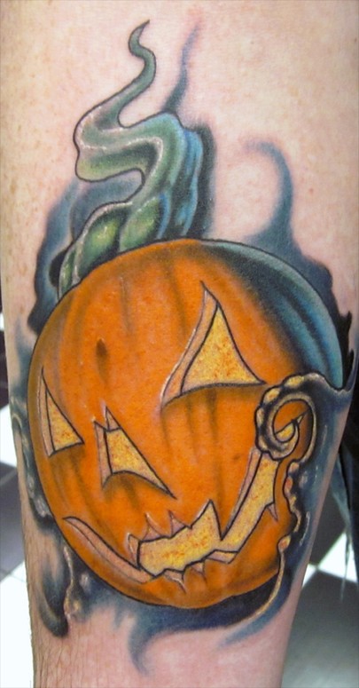 i did this pumpkin tattoo on Halloween day its always nice to do a Halloween