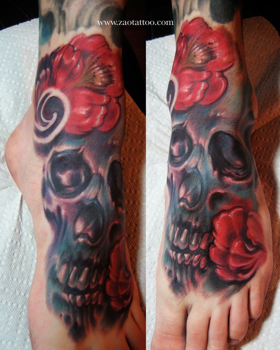 tattoos of skulls and flowers. Muriel Zao - Skull and Flowers