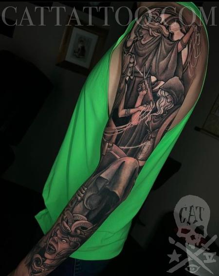 Realistic - Greek Sleeve